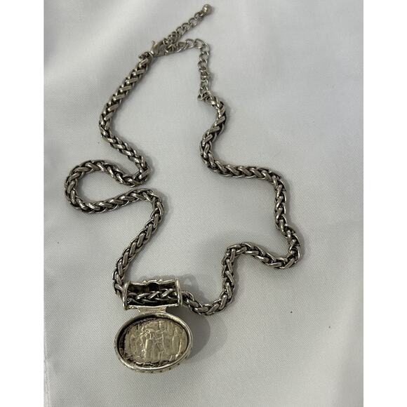 Lovely Silver Tone interchangeable Faux Pearl Necklace. 2 extra pendants. - Picture 3 of 7